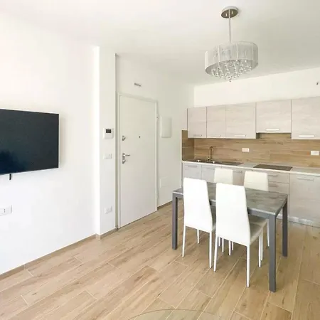 Apartment Homiday - Roseto Borsacchio Int 12 *