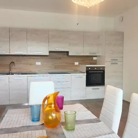 Apartment Homiday - Roseto Borsacchio Int 12 *